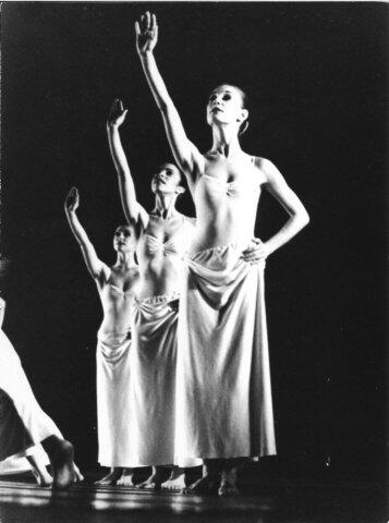 Bat-Dor Dance Company: "Tzaikerk" by Robert Cohen
