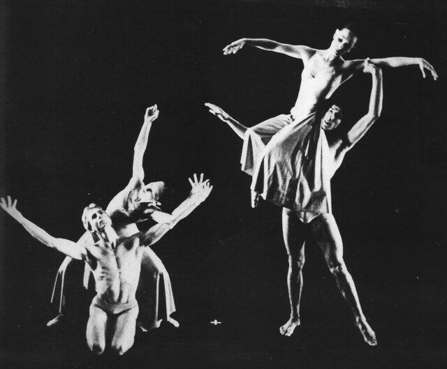 Bat-Sheva Dance Company: Graciela (bottom left) performing "Suite en bleu" by Gene Hill Sagan.